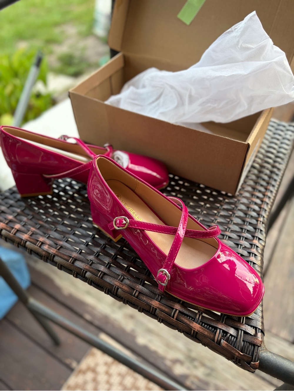 Patent Mary Jane Block Heel Pumps in Fuchsia